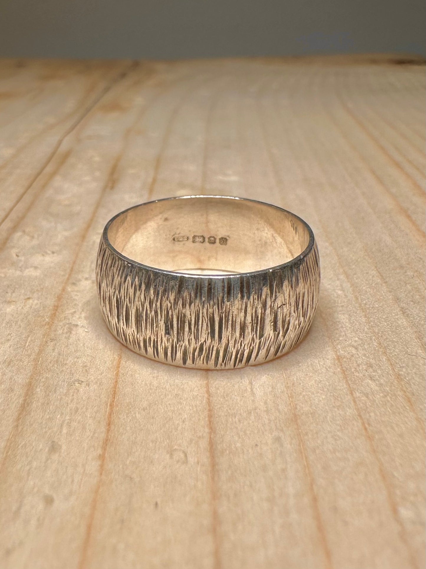 Chunky 1978 Bark Effect Band 925 Sterling Silver Size X Ring