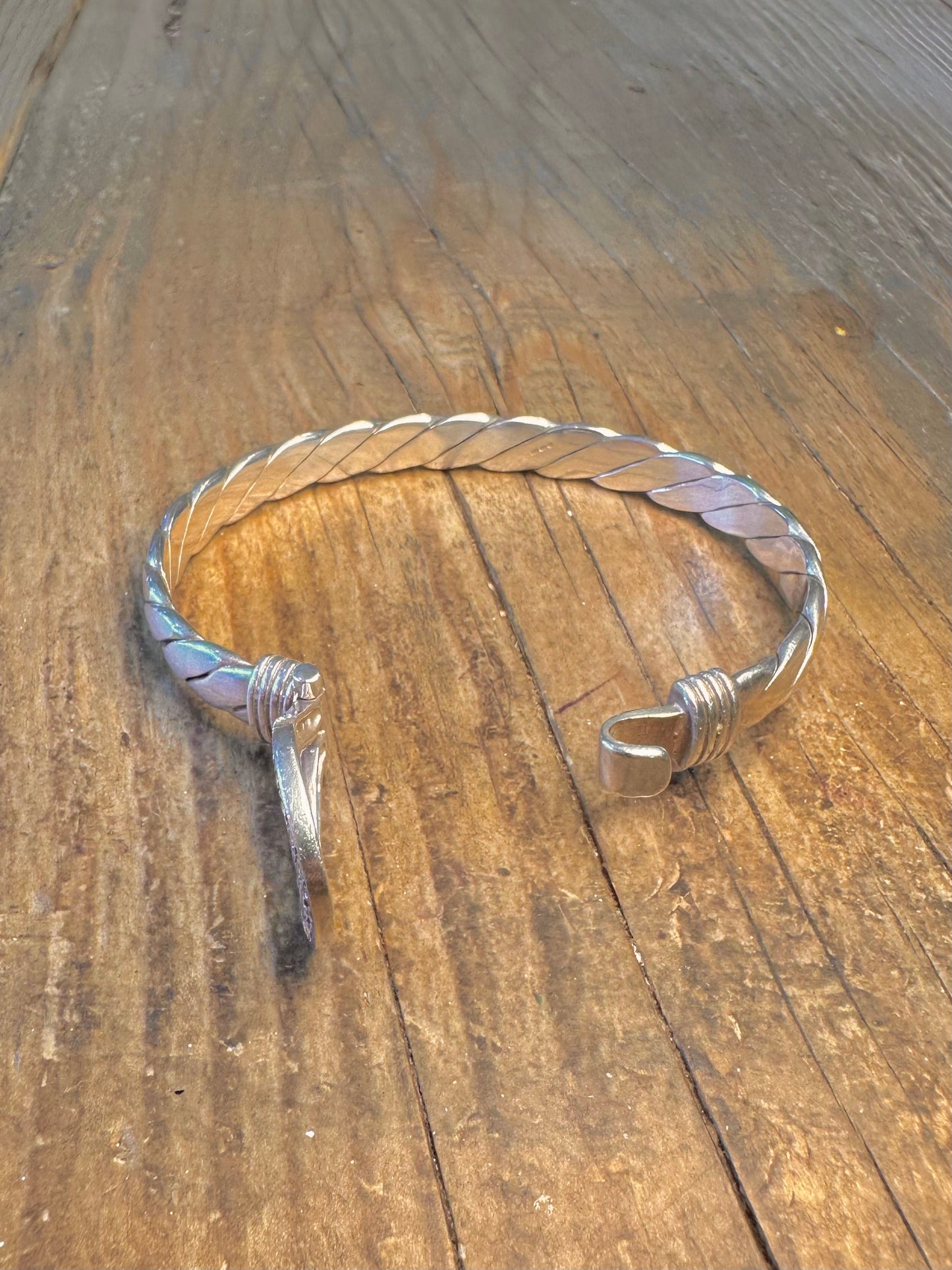 Horse Shoe White CZ Stones Hook Clasp 925 Sterling Silver Bangle