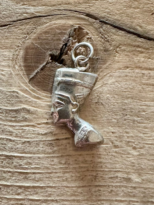 Vintage Nefertiti Head 925 Silver Pendant