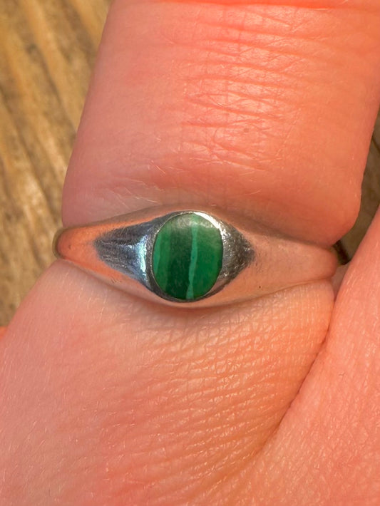 Malachite Signet 925 Sterling Silver Size Q Ring