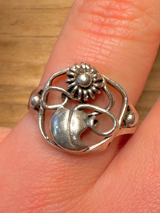 Abstract Floral Design 925 Sterling Silver Size S1/2 Ring