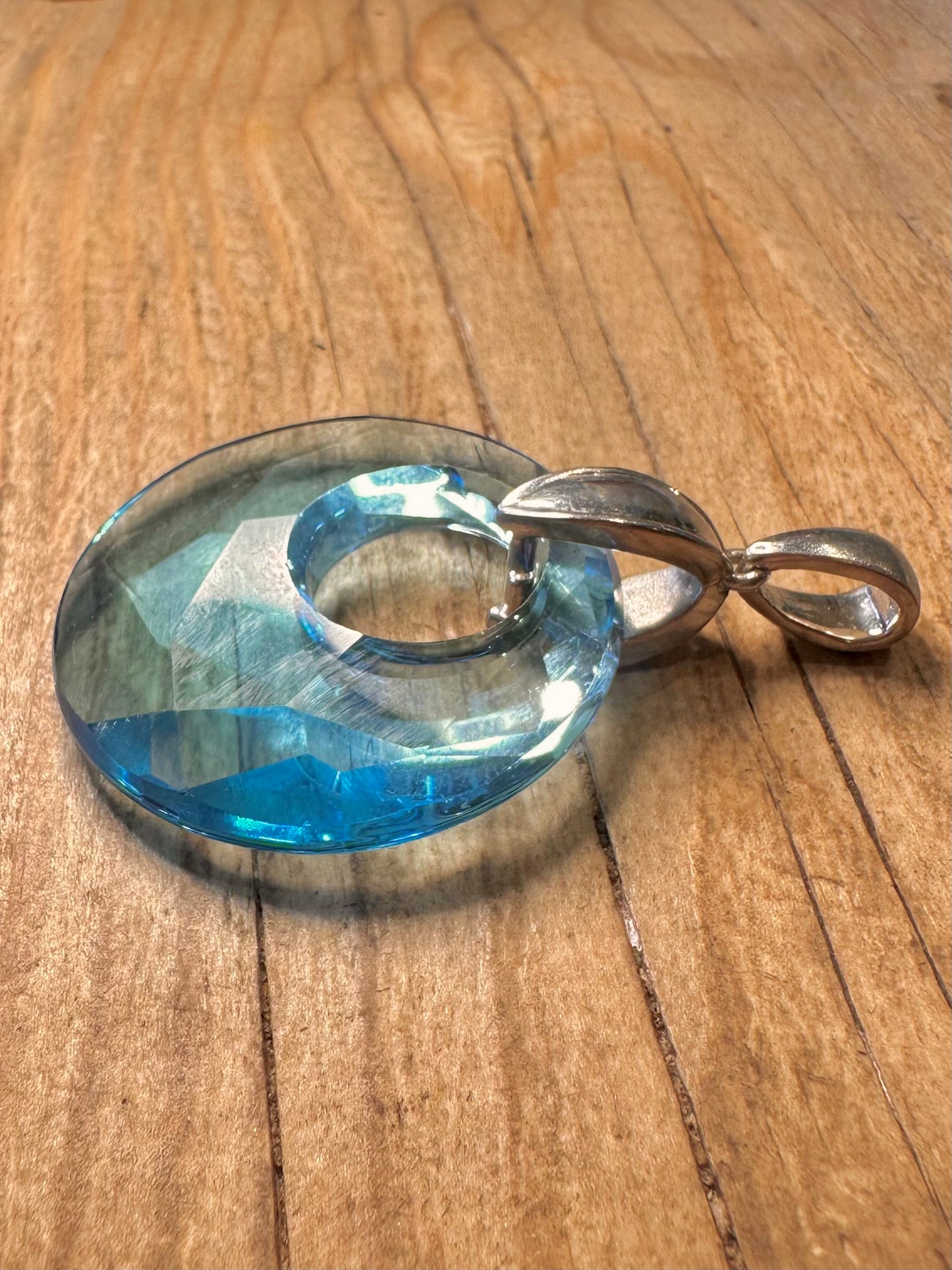 Moderner klarer blauer Kreis-Anhänger aus 925er Sterlingsilber