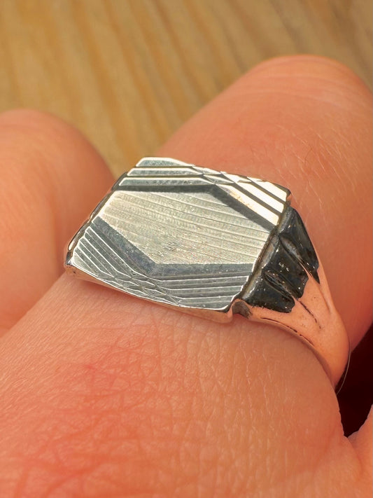 Vintage 1975 Textured Signet 925 Sterling Silver Size U1/2 Ring