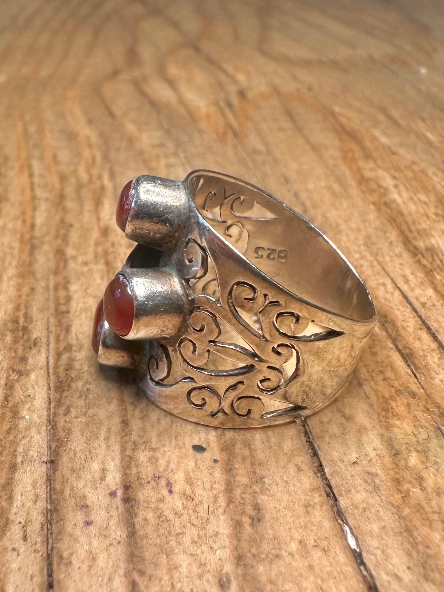 Vintage Carnelian Leaf Engraved 925 Sterling Silver Size P Ring