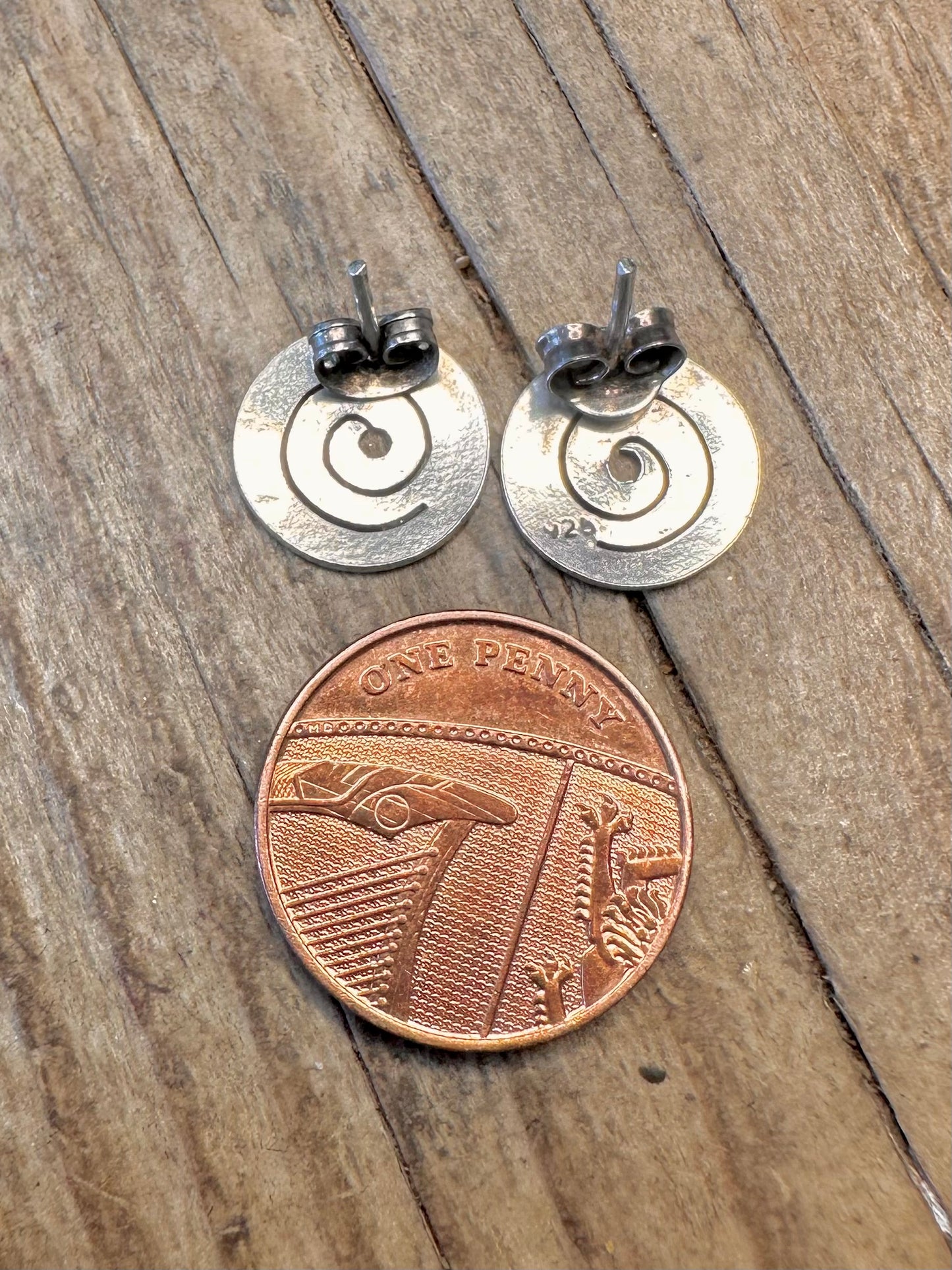 Swirl Stud 925 Sterling Silver Earrings