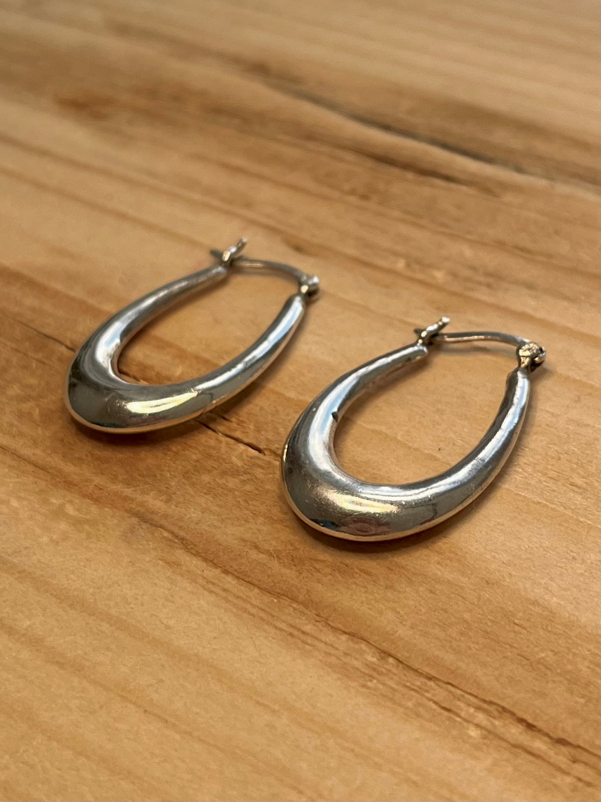 Oval Shaped Hoops 925 Sterling Silver Earrings