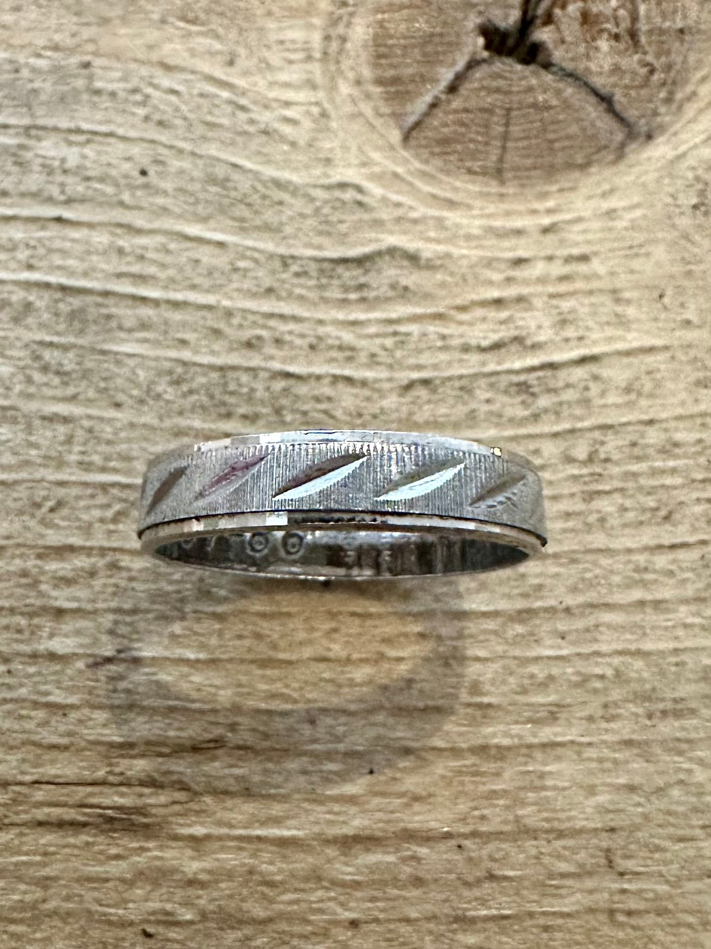 Vintage Textured Band 835 Silver Size P Ring