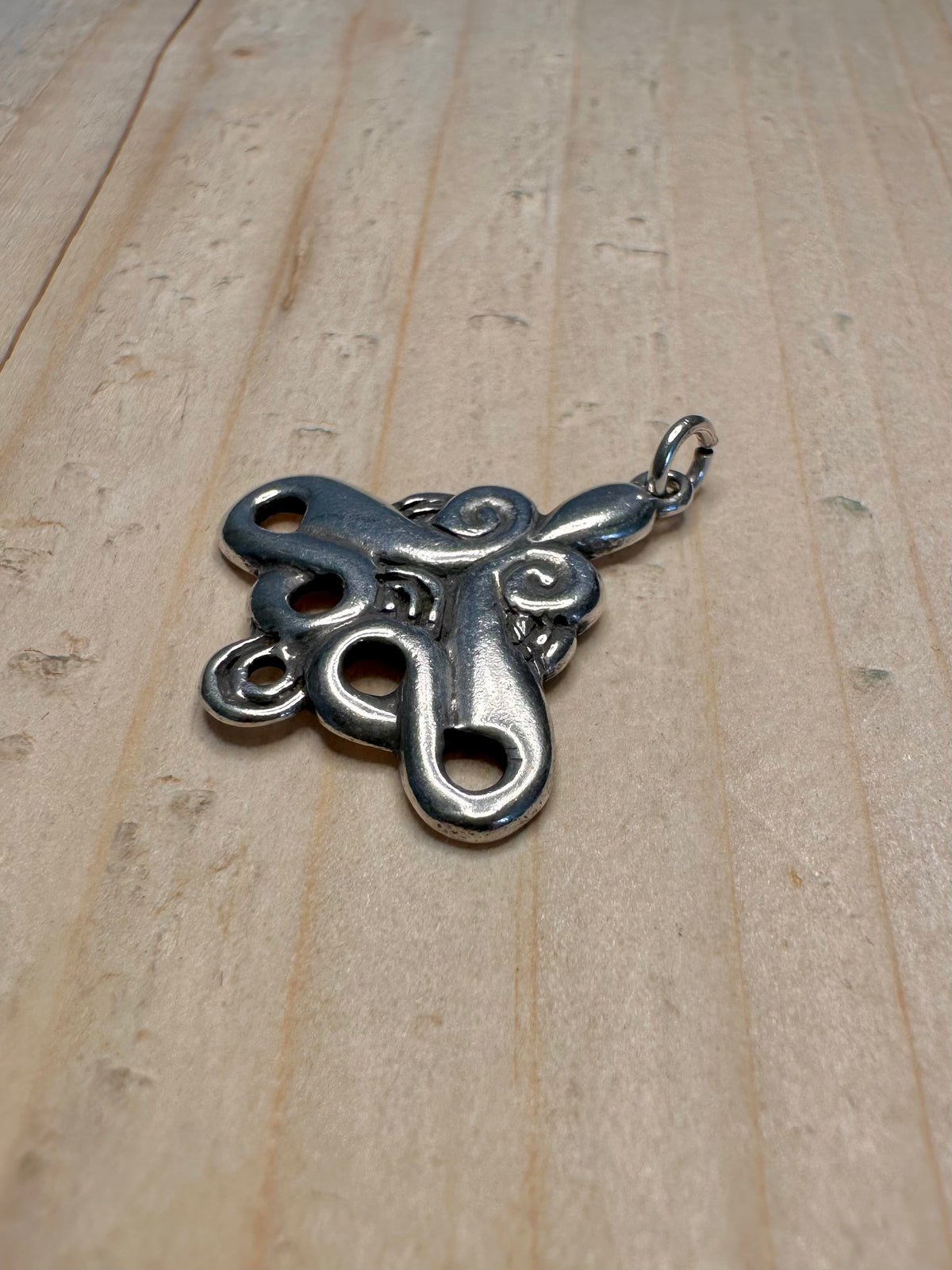 Abstract Loop & Scroll 925 Sterling Silver Pendant