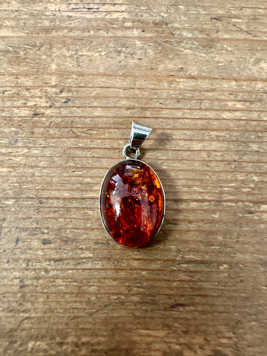 Vintage Amber Oval 925 Silver Pendant