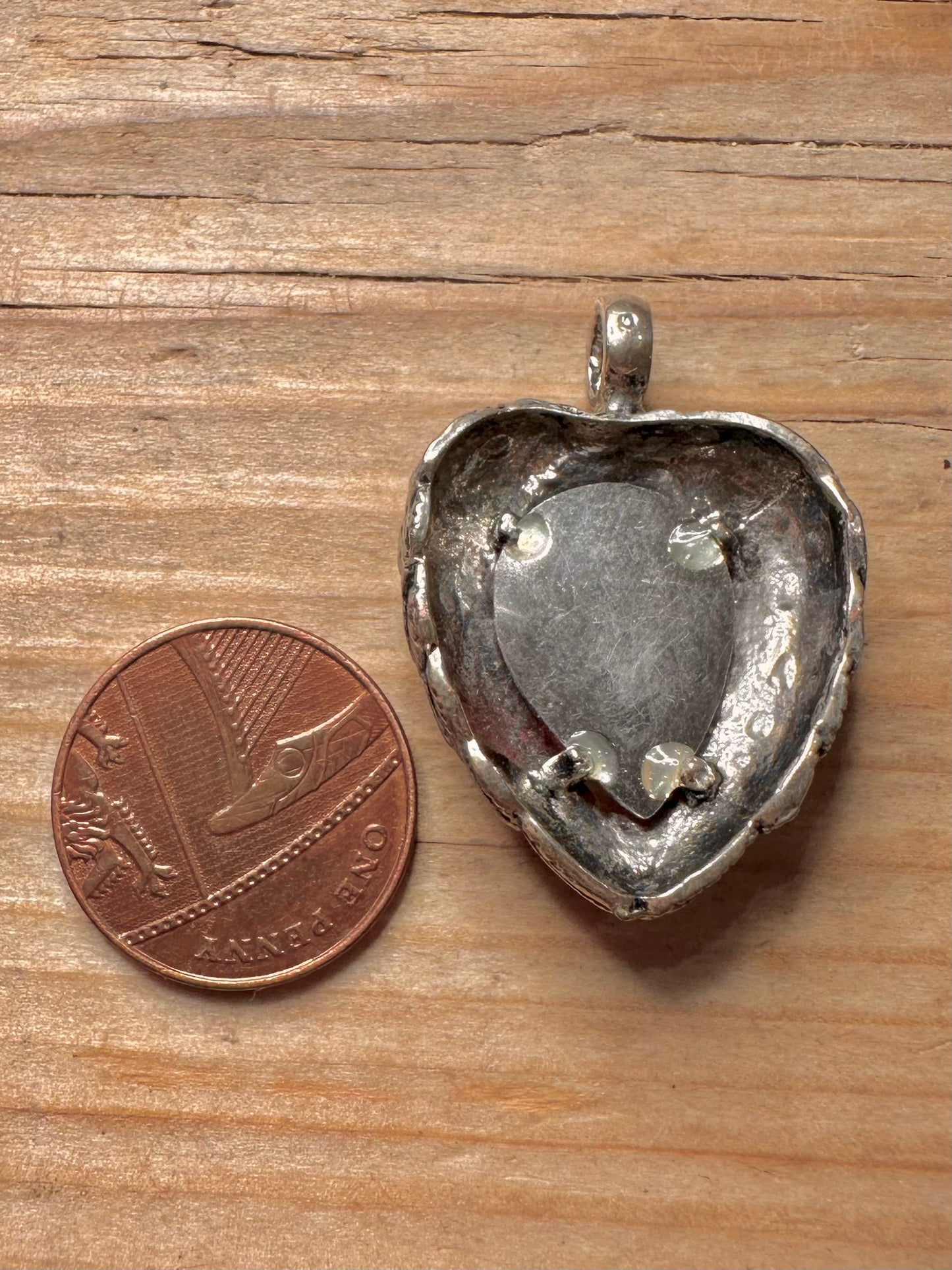 Vintage Thomas Sabo Style Feather Heart Red Stone 925 Sterling Silver Pendant