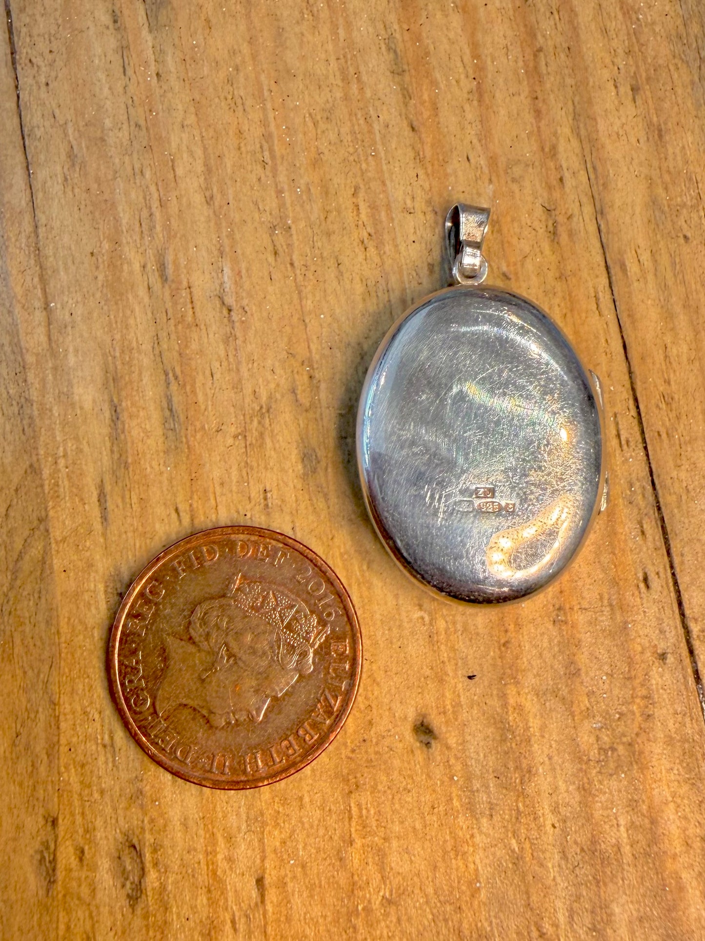 Chunky Oval Engraved Floral Locket 925 Sterling Silver Pendant