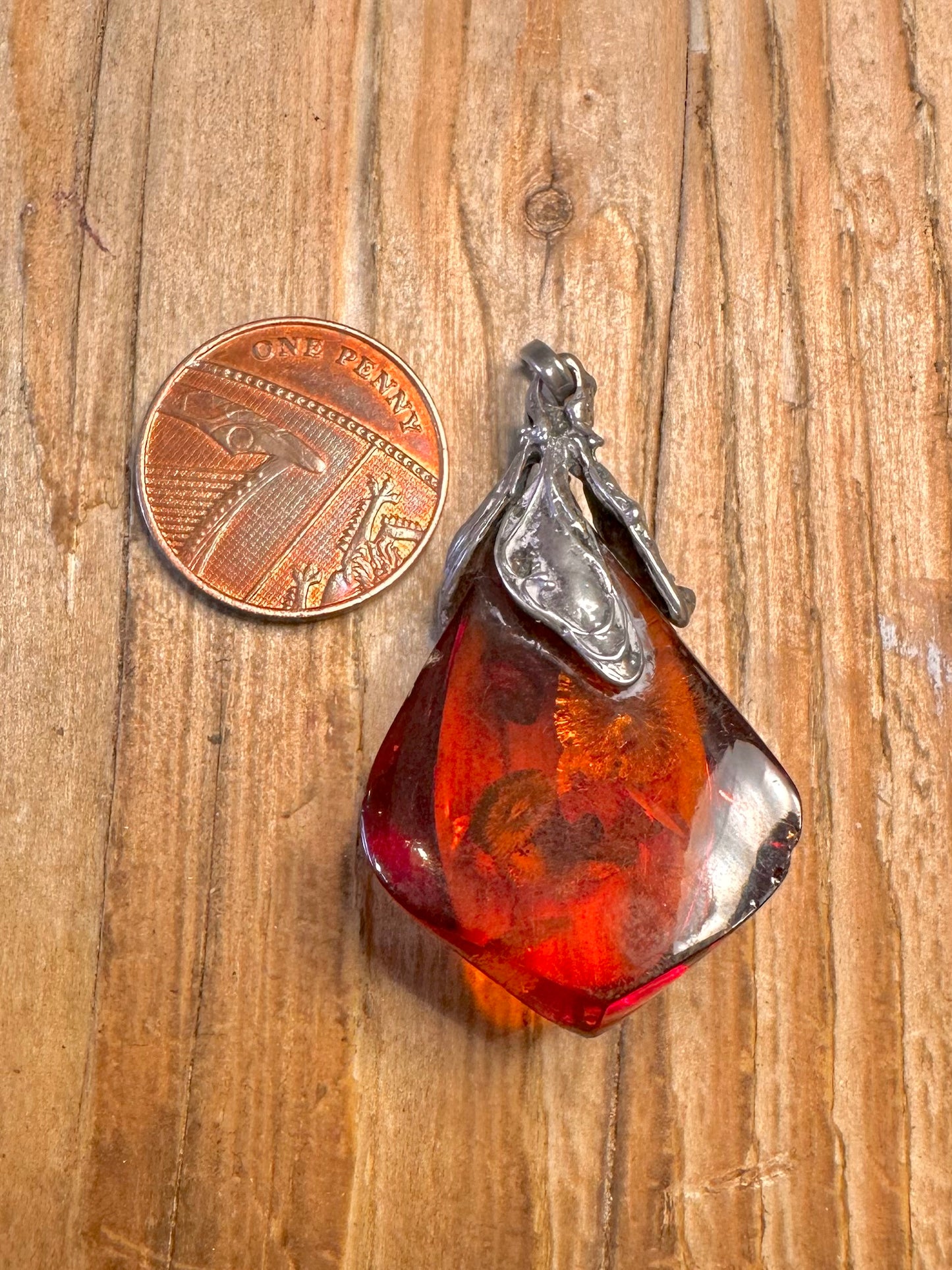 Vintage Amber Floral Design Mount 925 Sterling Silver Pendant