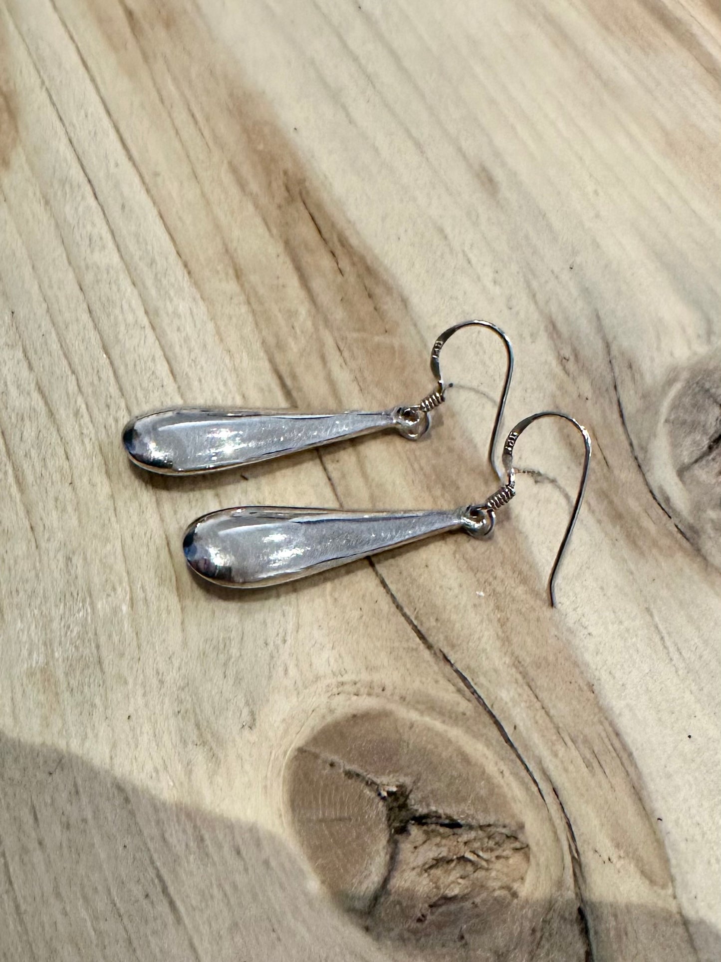 Modern Tear Drop Dangle 925 Silver Earrings