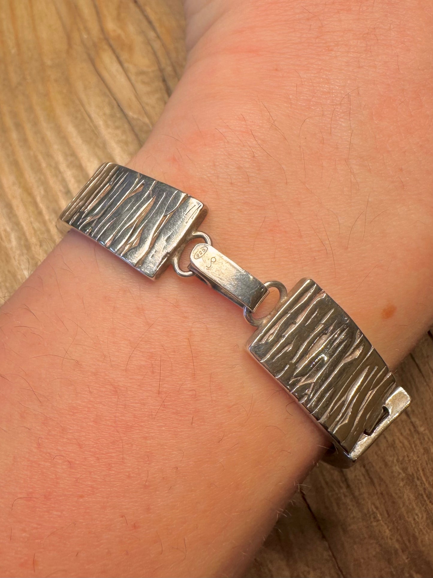 Abstract Bark Effect Rectangle Link 925 Sterling Silver 7 inch Bracelet