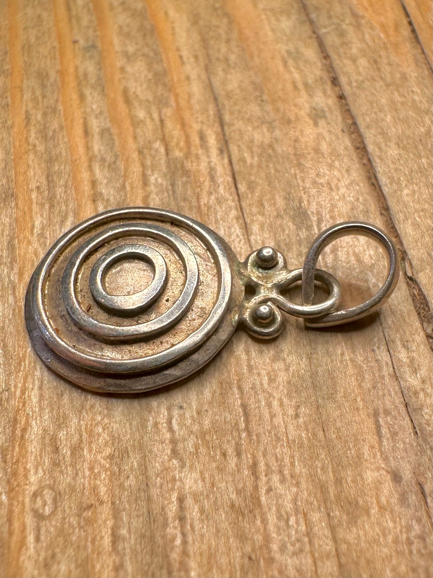 Vintage Swirl 925 Sterling Silver Pendant