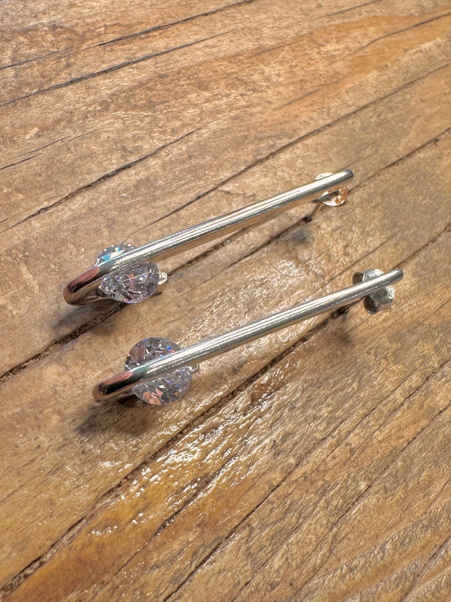 Moderne Bar-Ohrringe mit Zirkonia aus 925er Sterlingsilber