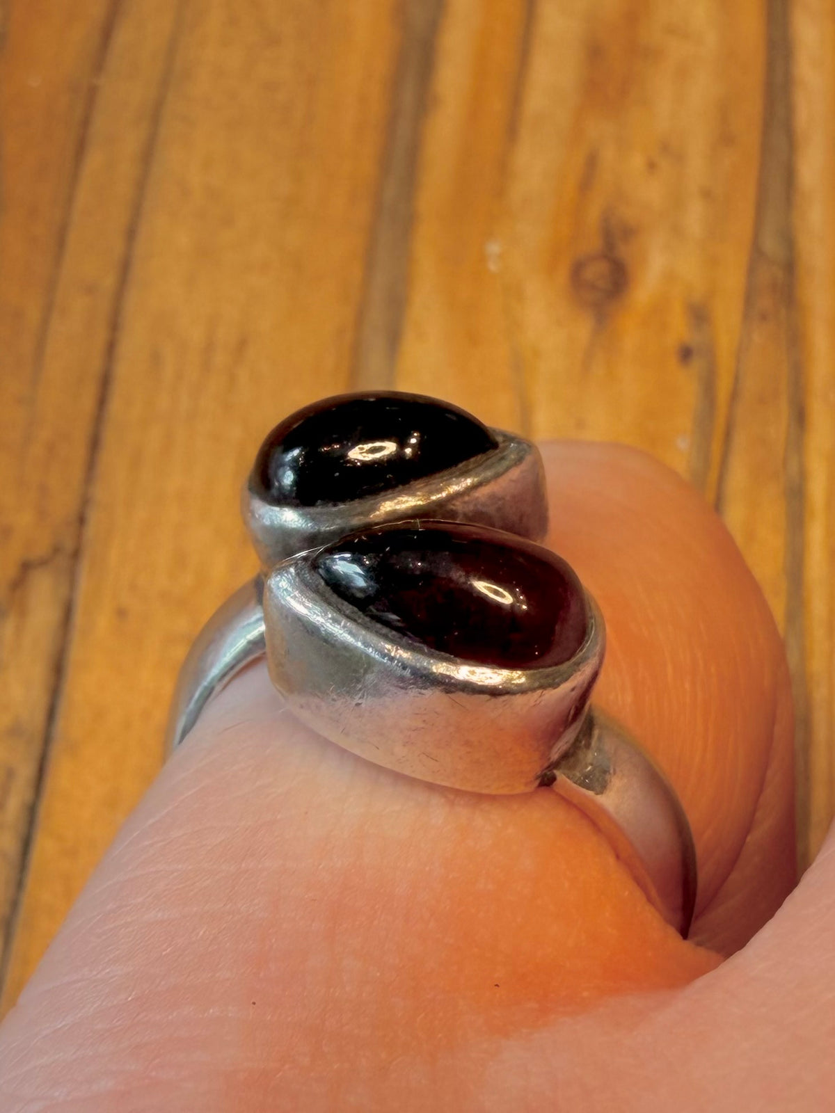 Overlapping Red Garnet 925 Sterling Silver Size O Ring
