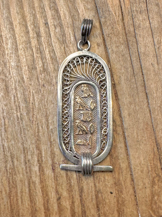 Ägyptische Hieroglyphen-Kartusche aus Gold und Silber als Anhänger