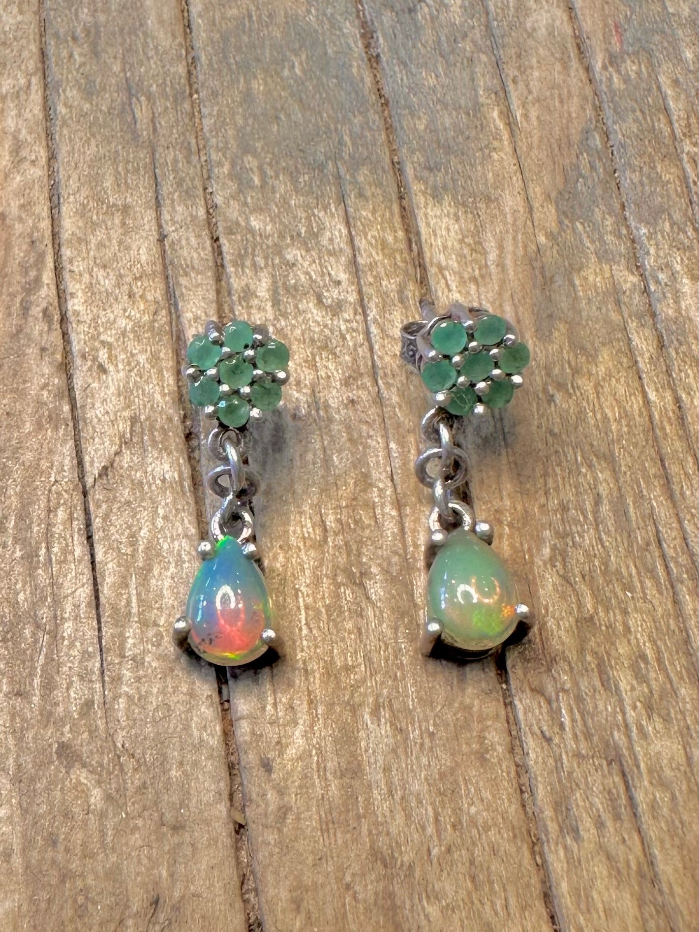 Opal und Grün-Cluster-Stein 925 Sterling Silber Ohrringe