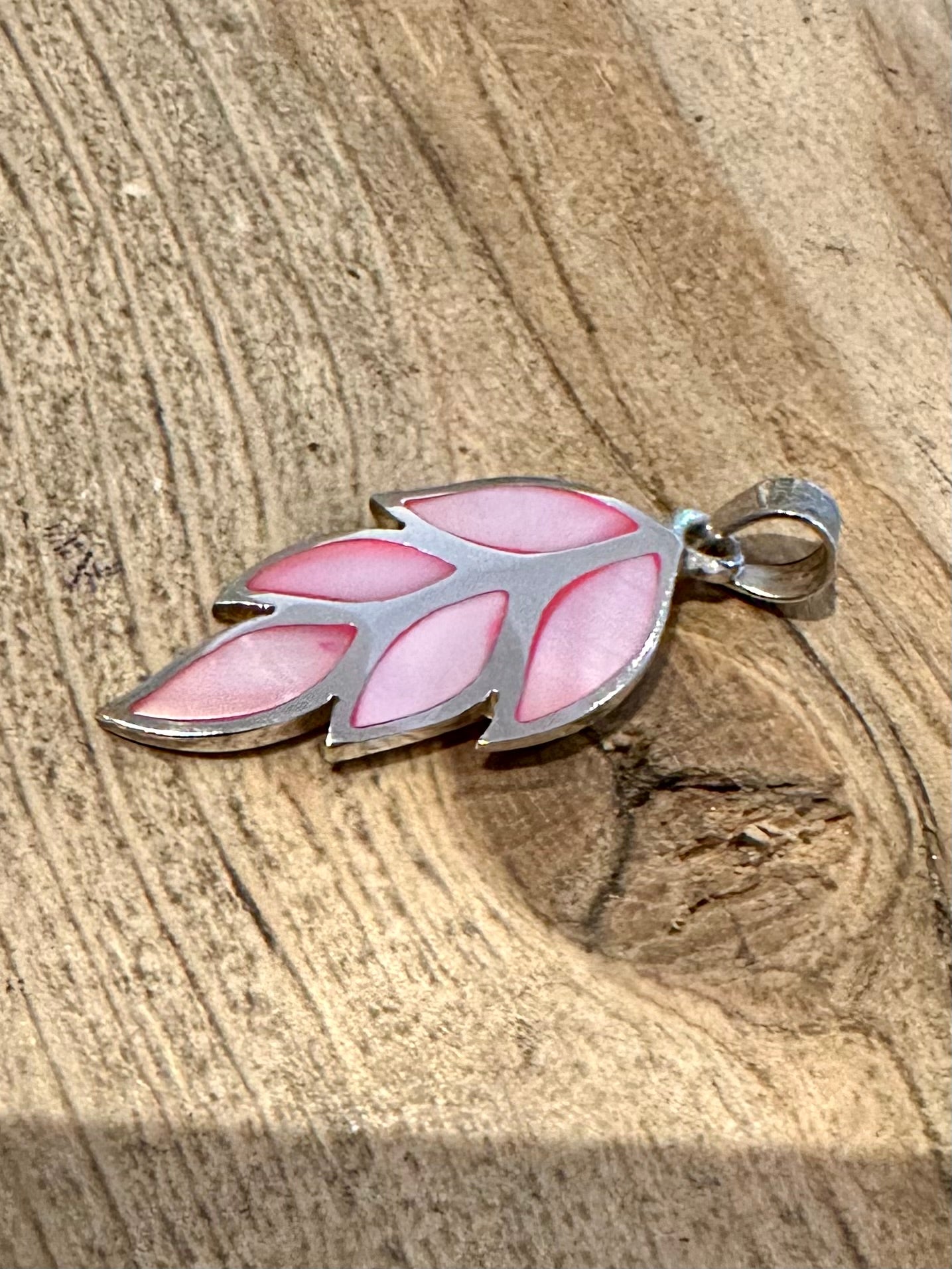 Vintage Pink Mother of Pearl Leaf 925 Silver Pendant