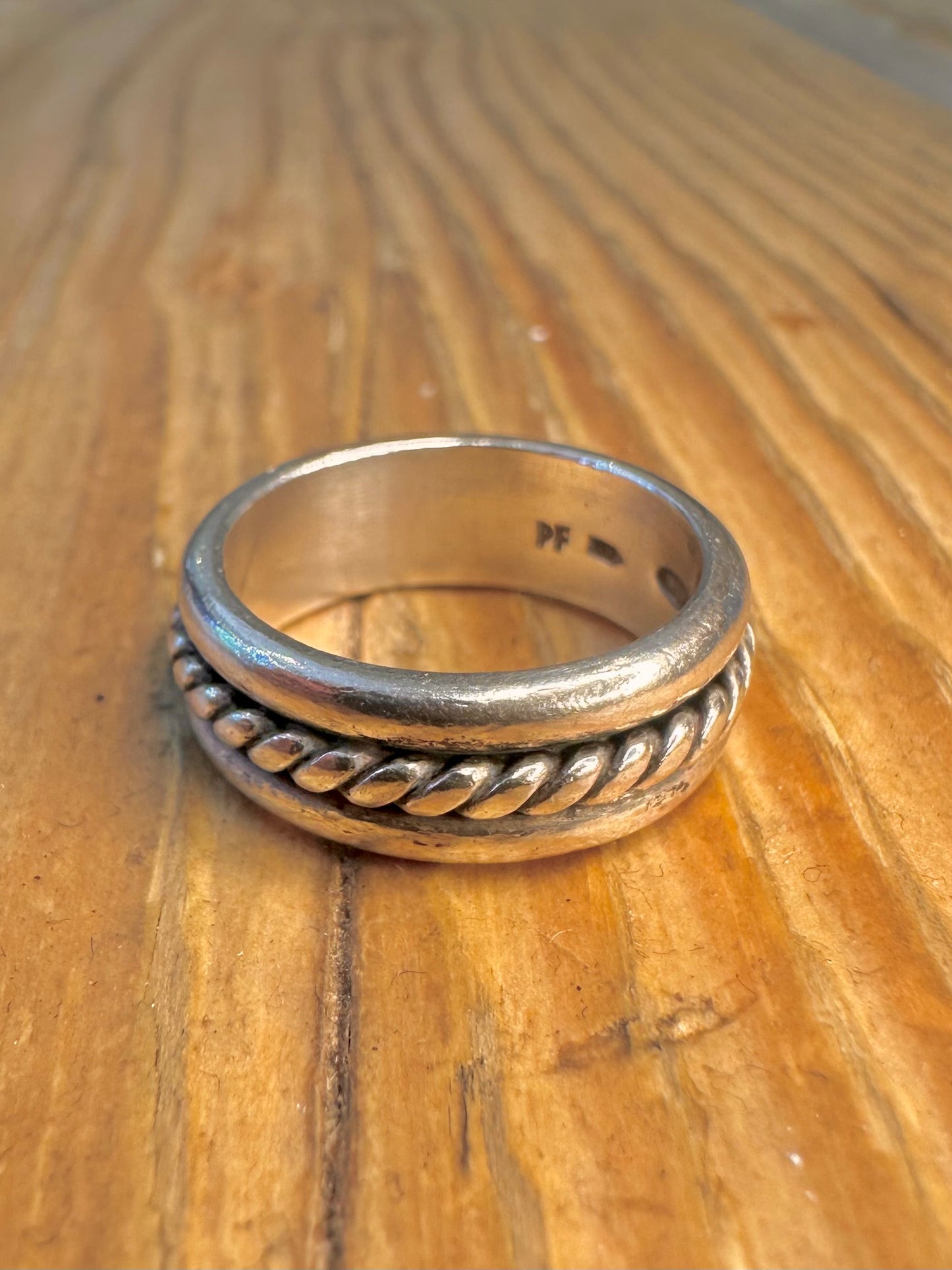 Twisted Centre Band 875 Silver Size J Ring