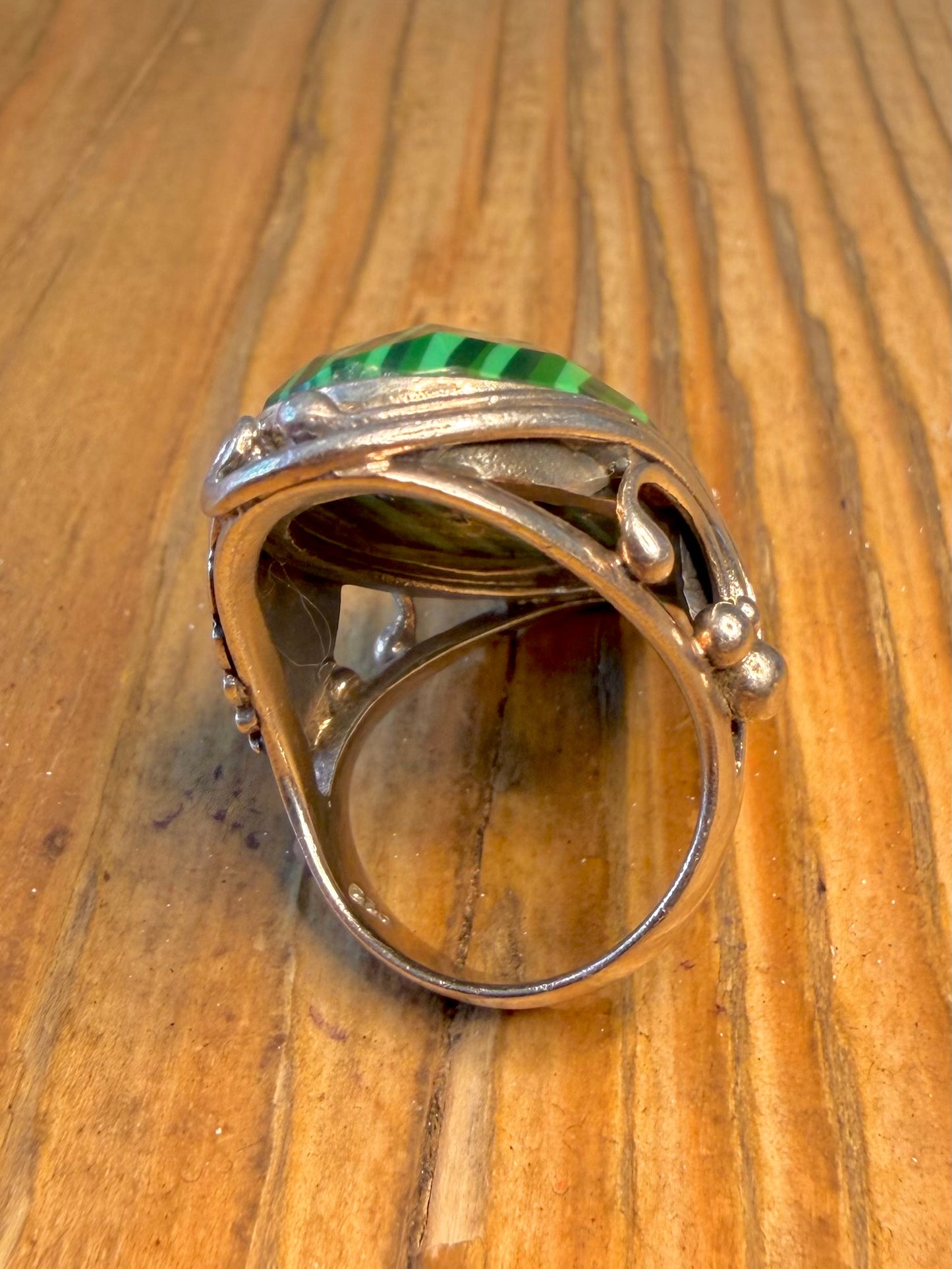 Large Navajo Style Malachite Leaf Design 925 Sterling Silver Size O Ring