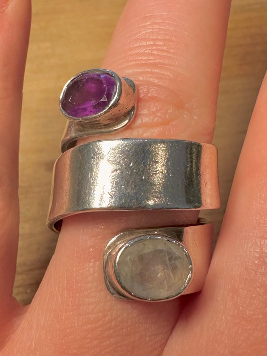 Modernist Amethyst and Moonstone Wrap 925 Silver Size Q Ring