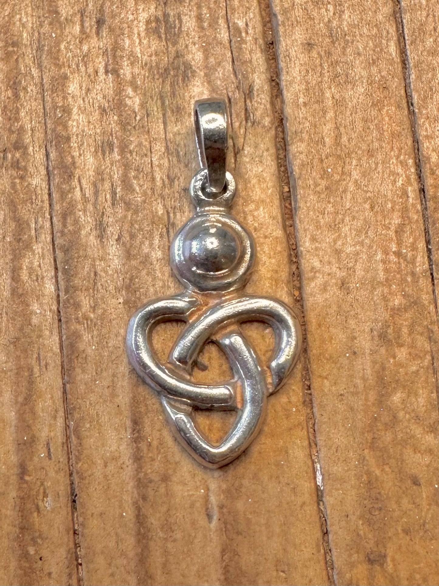 Celtic Knot 925 Sterling Silver Pendant