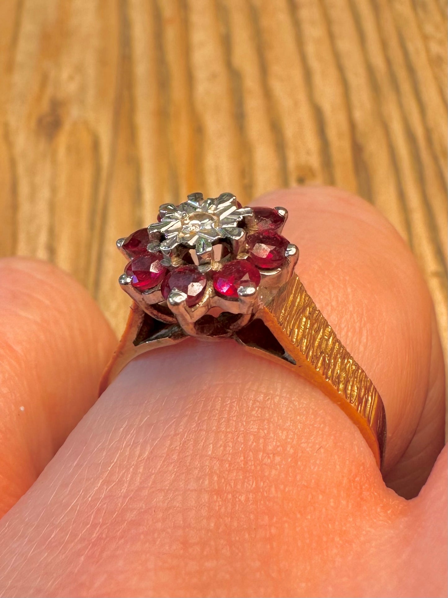 18ct Gold 1975 Ruby’s and Diamond Cluster Bark Effect Size P1/2 Ring