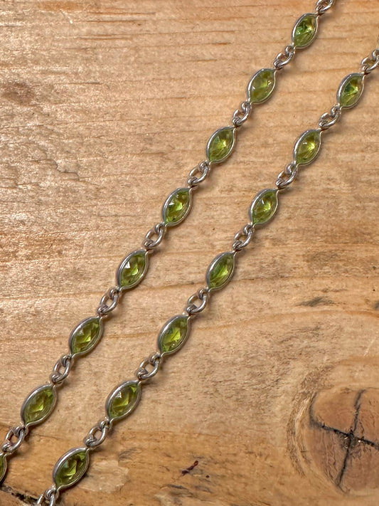 Vintage Green Peridot 925 Silver 17.8 inch Necklace