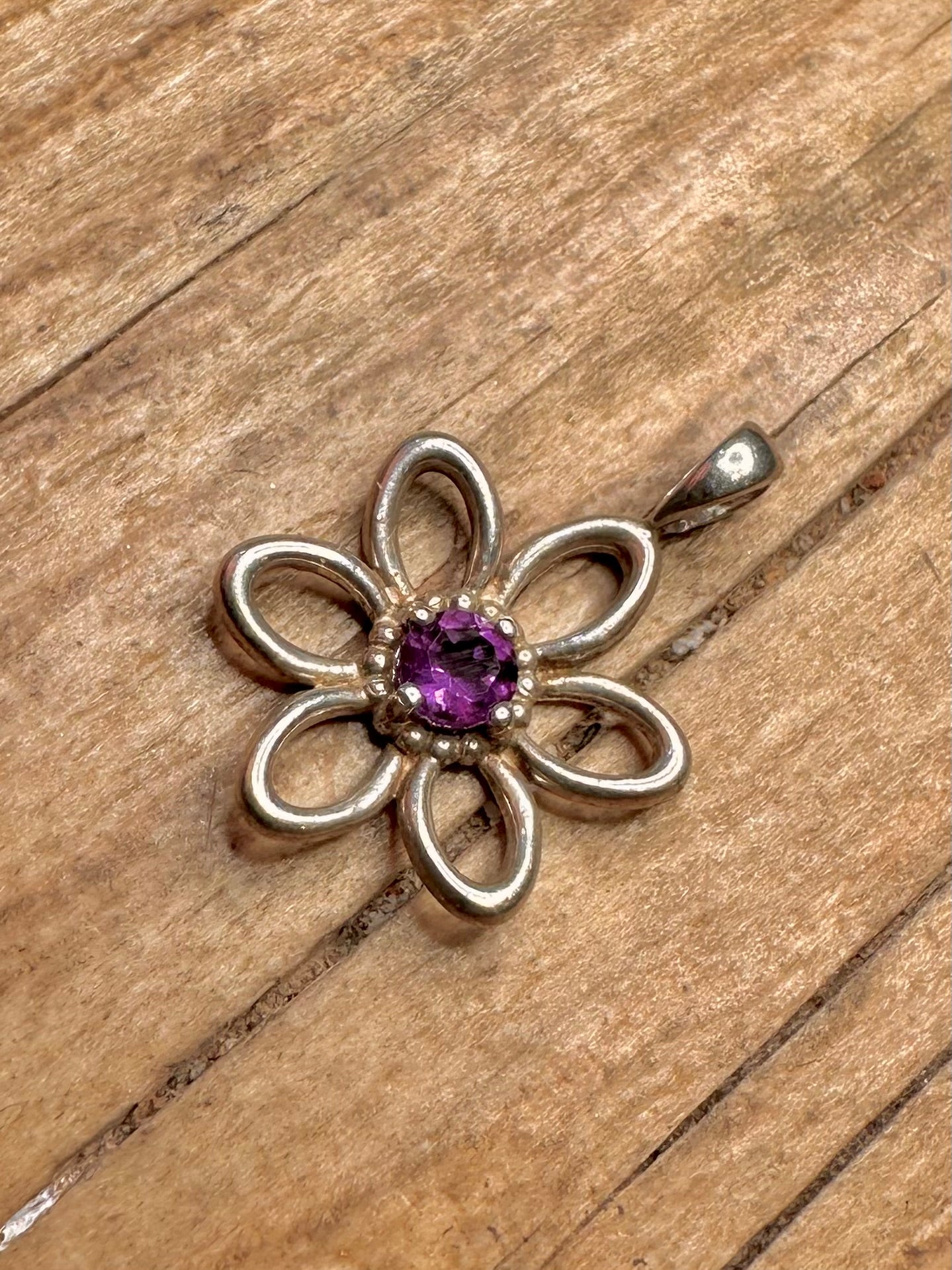 Vintage Amethyst Flower 925 Sterling Silver Pendant