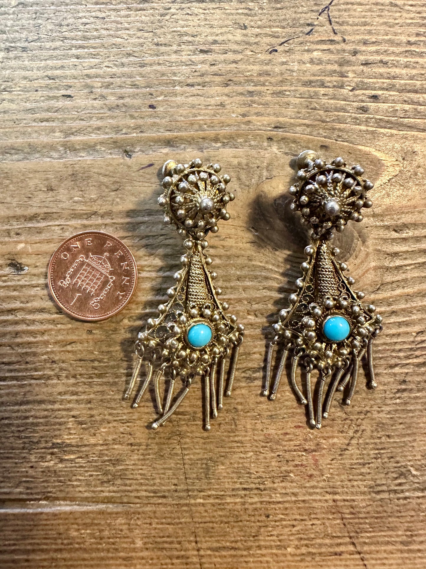 Vintage Gold Tone And Blue Etruscan Style Costume Earrings