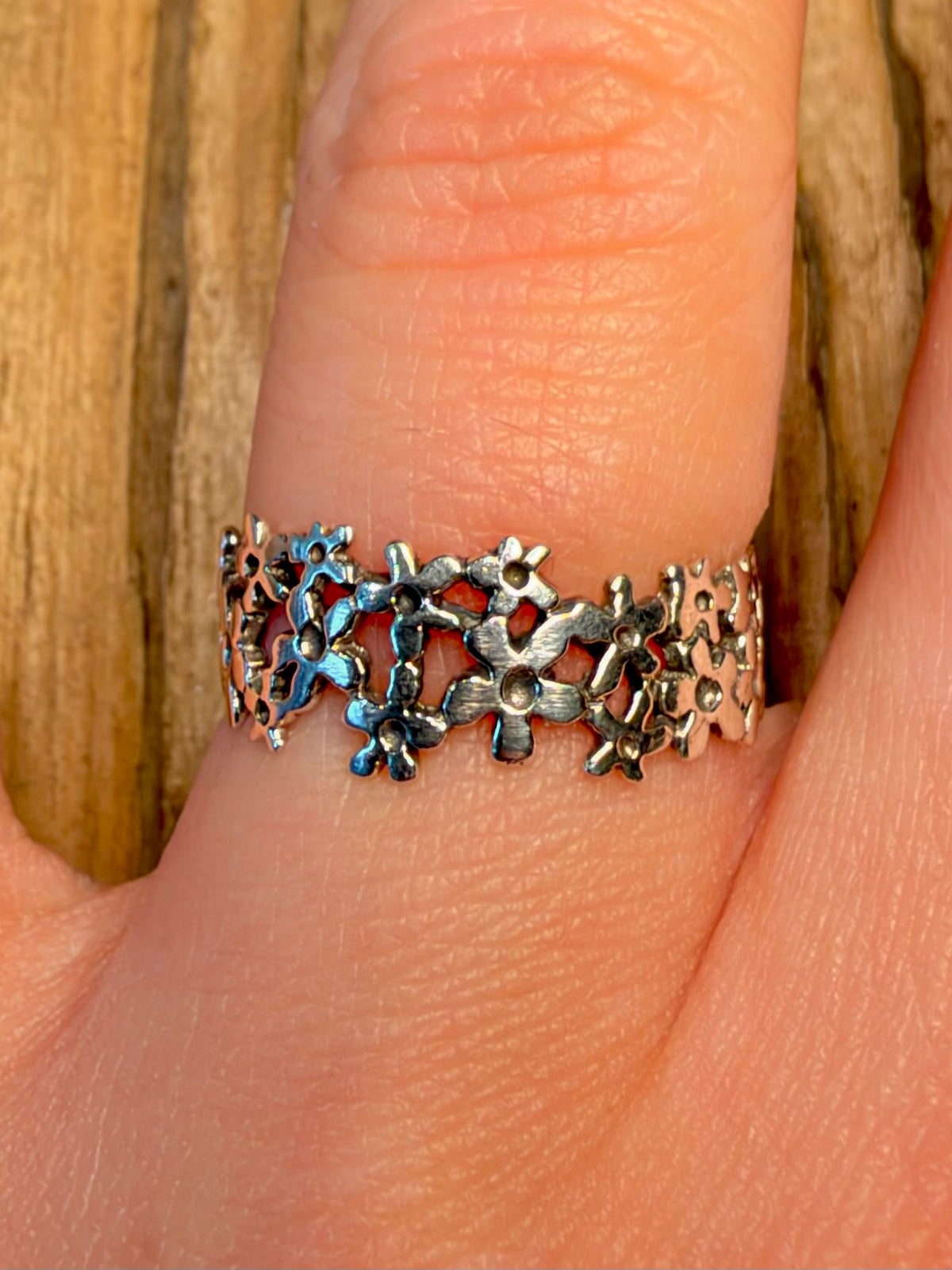 Daisy Flower Band 925 Sterling Silver Size Q1/2 Ring