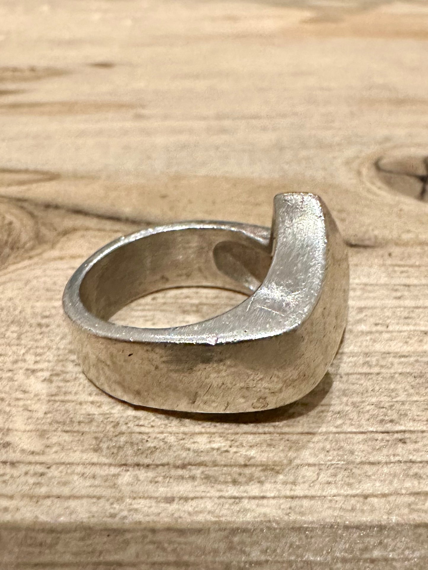 Abstract Chunky 925 Silver Size P Ring