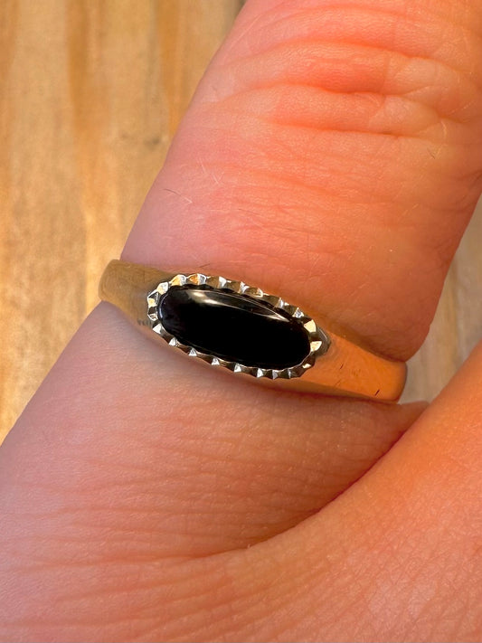 Vintage 9ct Gold 1978 Onyx Signet Size N1/2 Ring