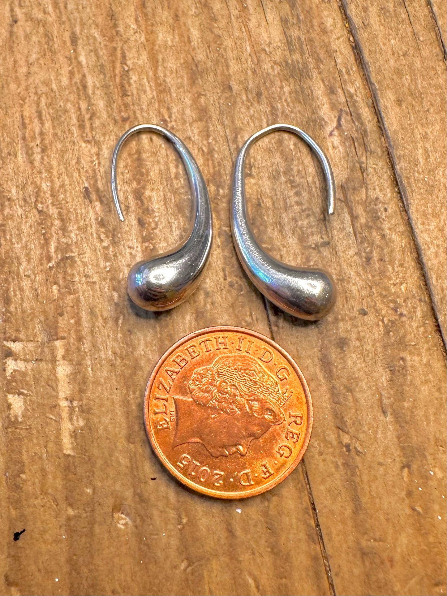 Tiffany & Co Elsa Peretti Teardrop Spain 925 Sterling Silver Earrings