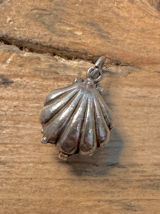 Vintage Shell with Pearl 925 Silver Charm Pendant