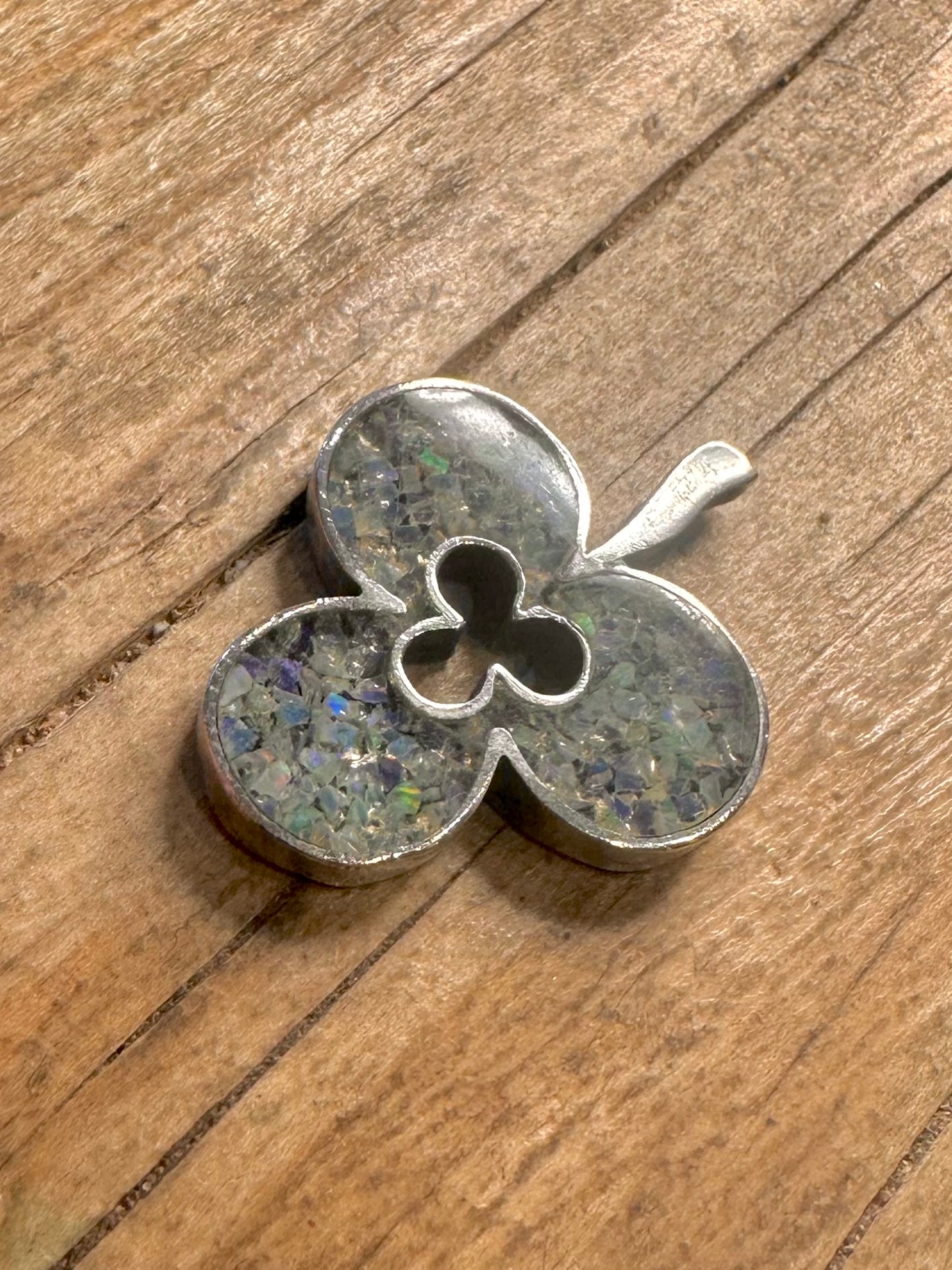 Vintage Crushed Opal Three Leaf Clover 925 Sterling Silver Pendant