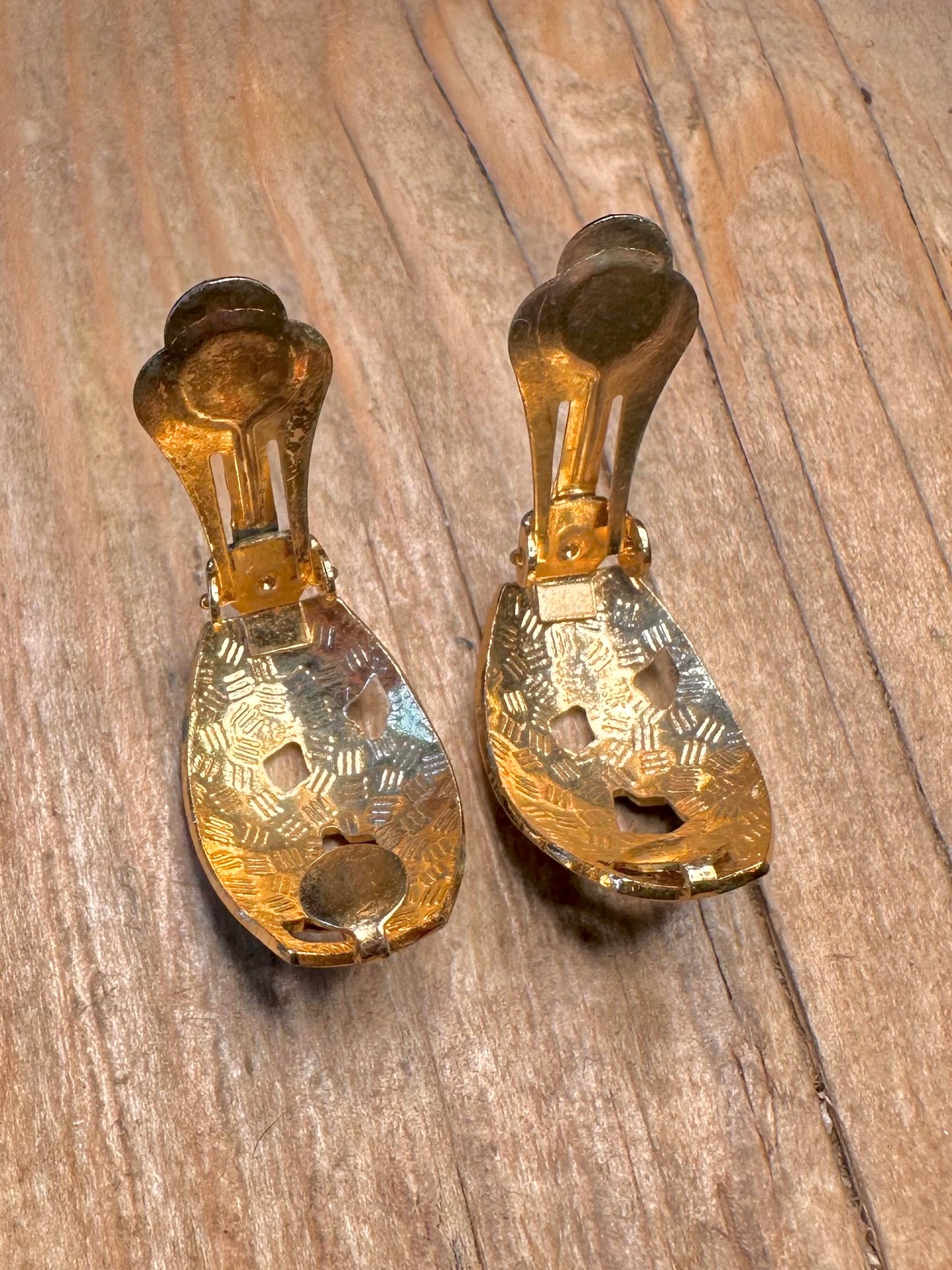 Vintage Cloisonné Enamel Flower Gold Tone Clip on Costume Earrings