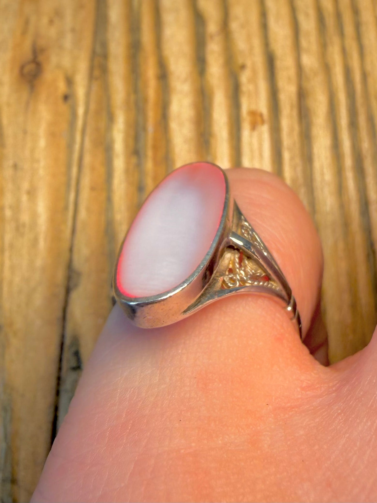 Oval Pink Mother of Pearl 925 Sterling Silver Size N Ring