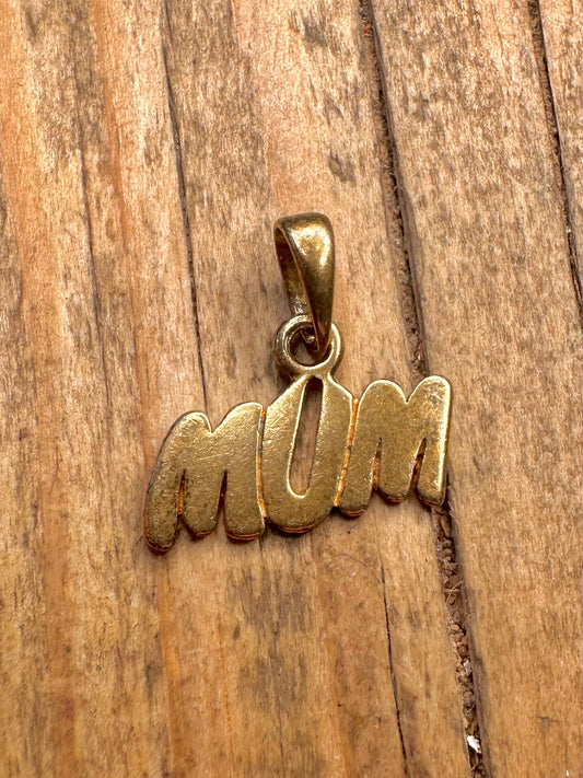 Mum Gold on 925 Sterling Silver Pendant