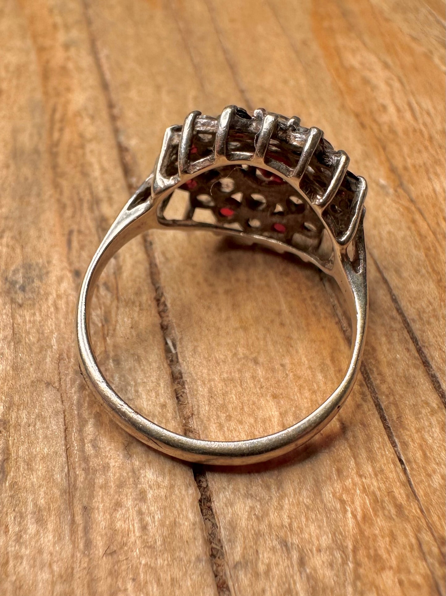 Vintage Red and White Stone Cluster 925 Sterling Silver Size K Ring