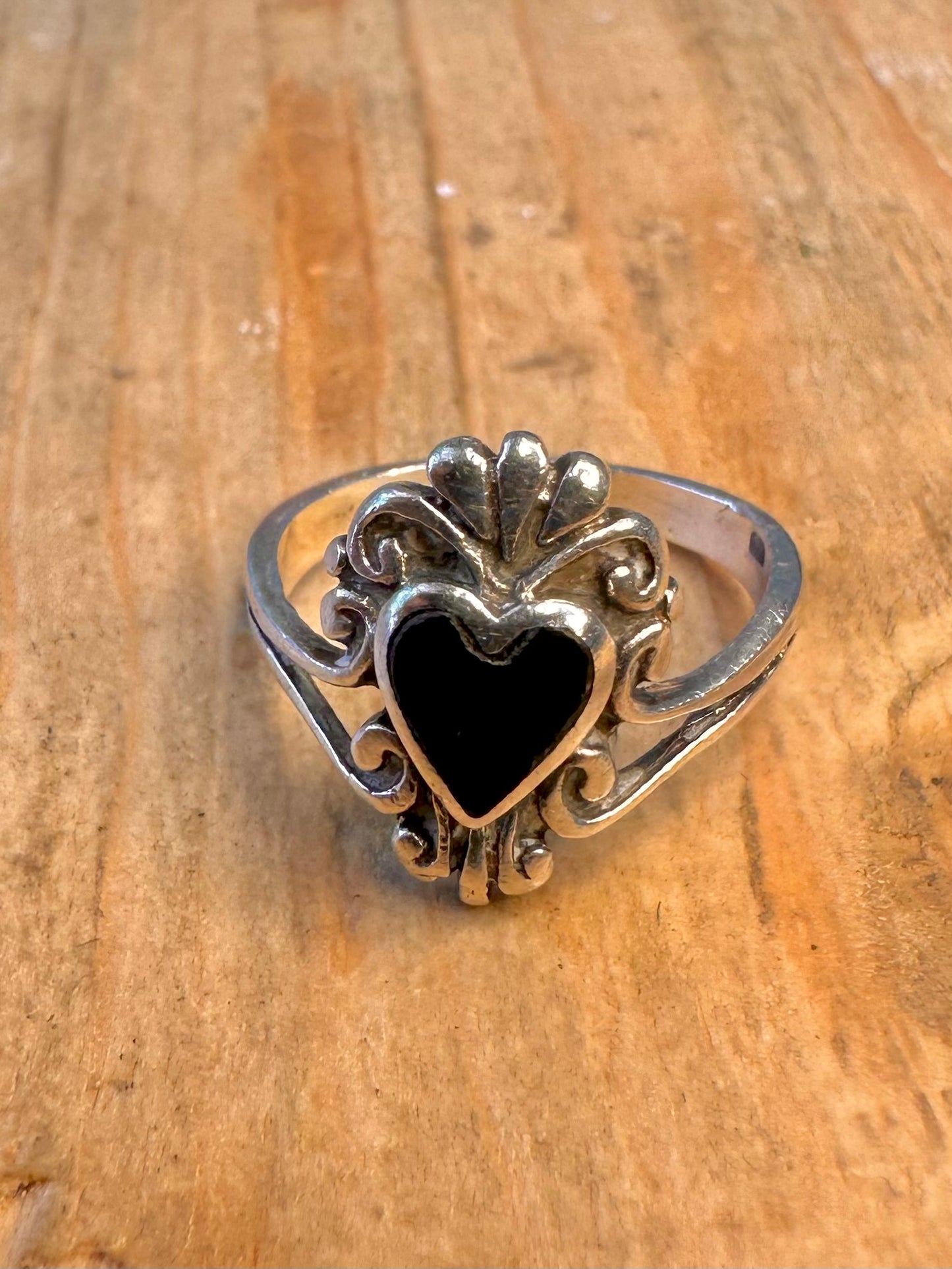 Black Heart Ornate 925 Sterling Silver Size J1/2 Ring