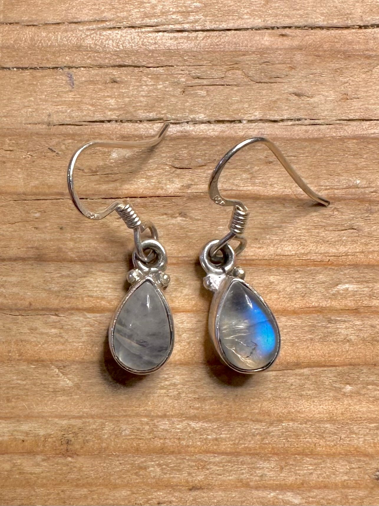 Vintage Moonstone Dangle 925 Sterling Silver Earrings