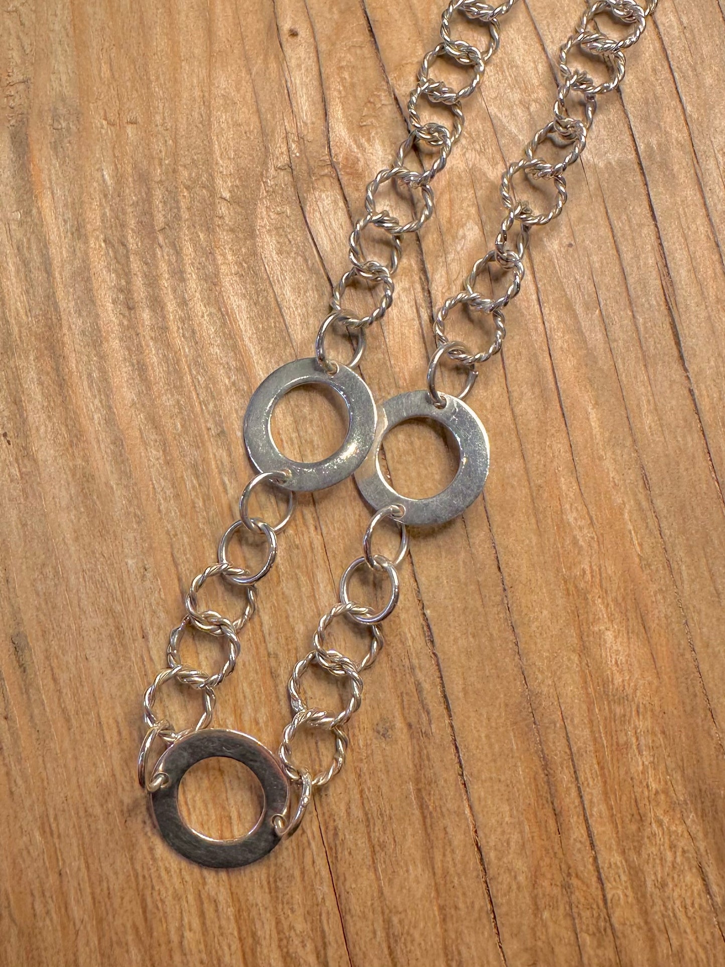 Modernist Circle Rope Twisted Link 925 Sterling Silver 17.5 inch Necklace