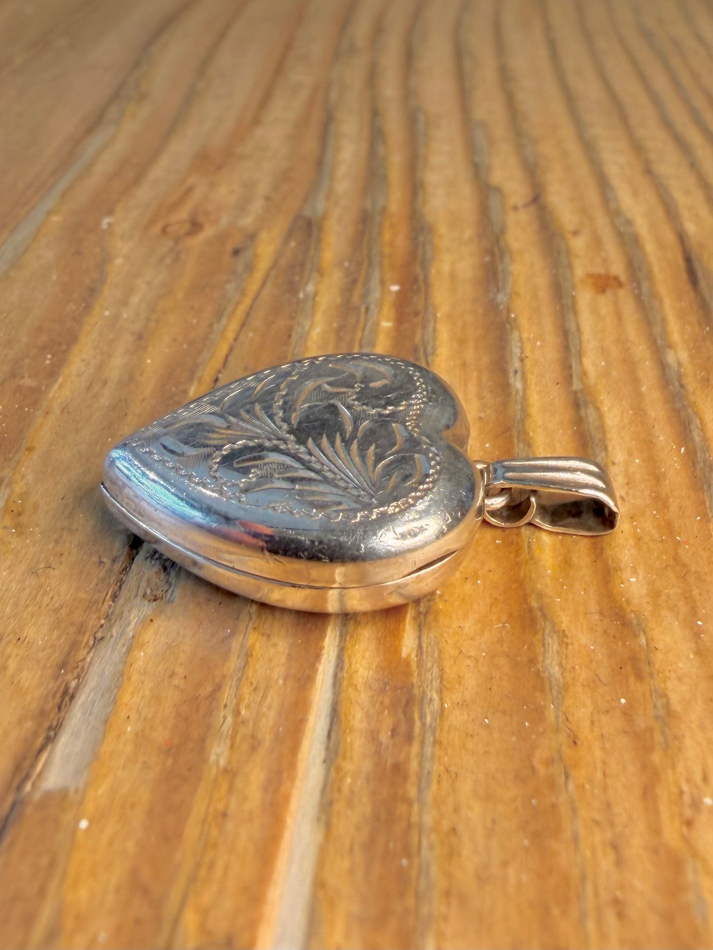 Heart Engraved 1983 Hallmarked Locket 925 Sterling Silver Pendant