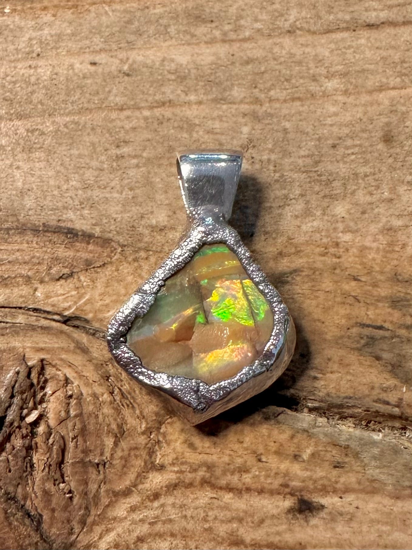 Vintage Opal 925 Silver Pendant