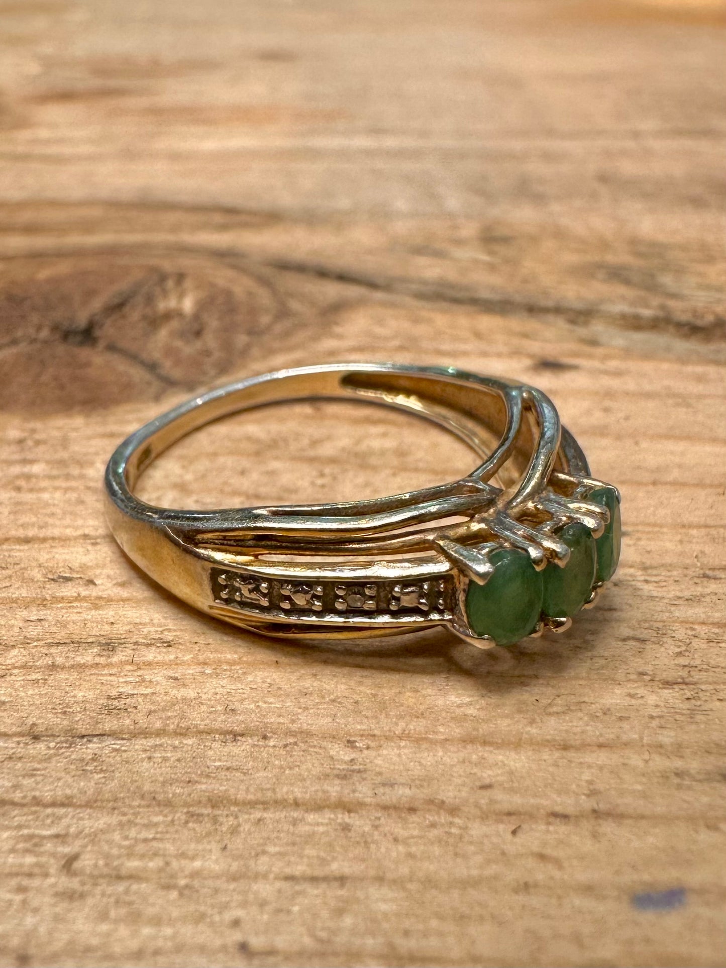 Vintage Green and White Gold on 925 Silver Size O Ring