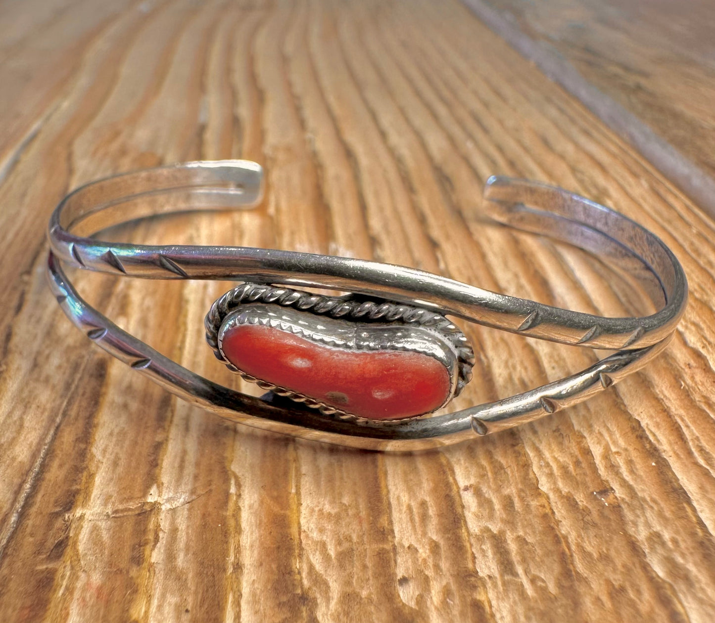 Vintage Coral Navajo Small Cuff 925 Sterling Silver Bangle