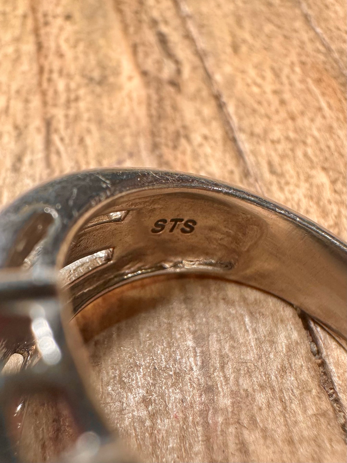 Modern Red and White Stone 925 Sterling Silver Size Q1/2 Ring